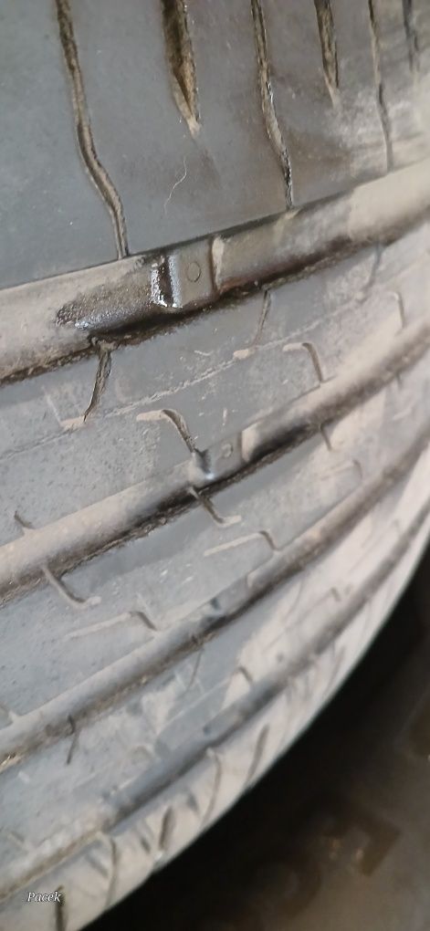 Cena za 4szt. Continental 215/65/R17 V