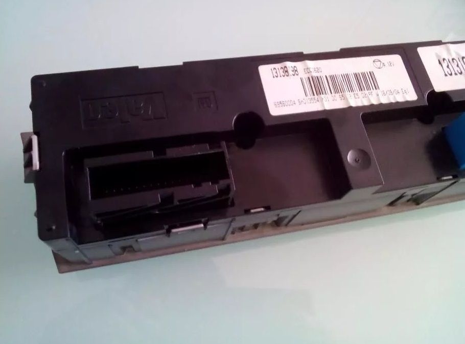 Climatizador / Comandos / Climatronic do AC Opel Vectra C