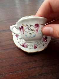 Mini chávena de porcelana de coleção