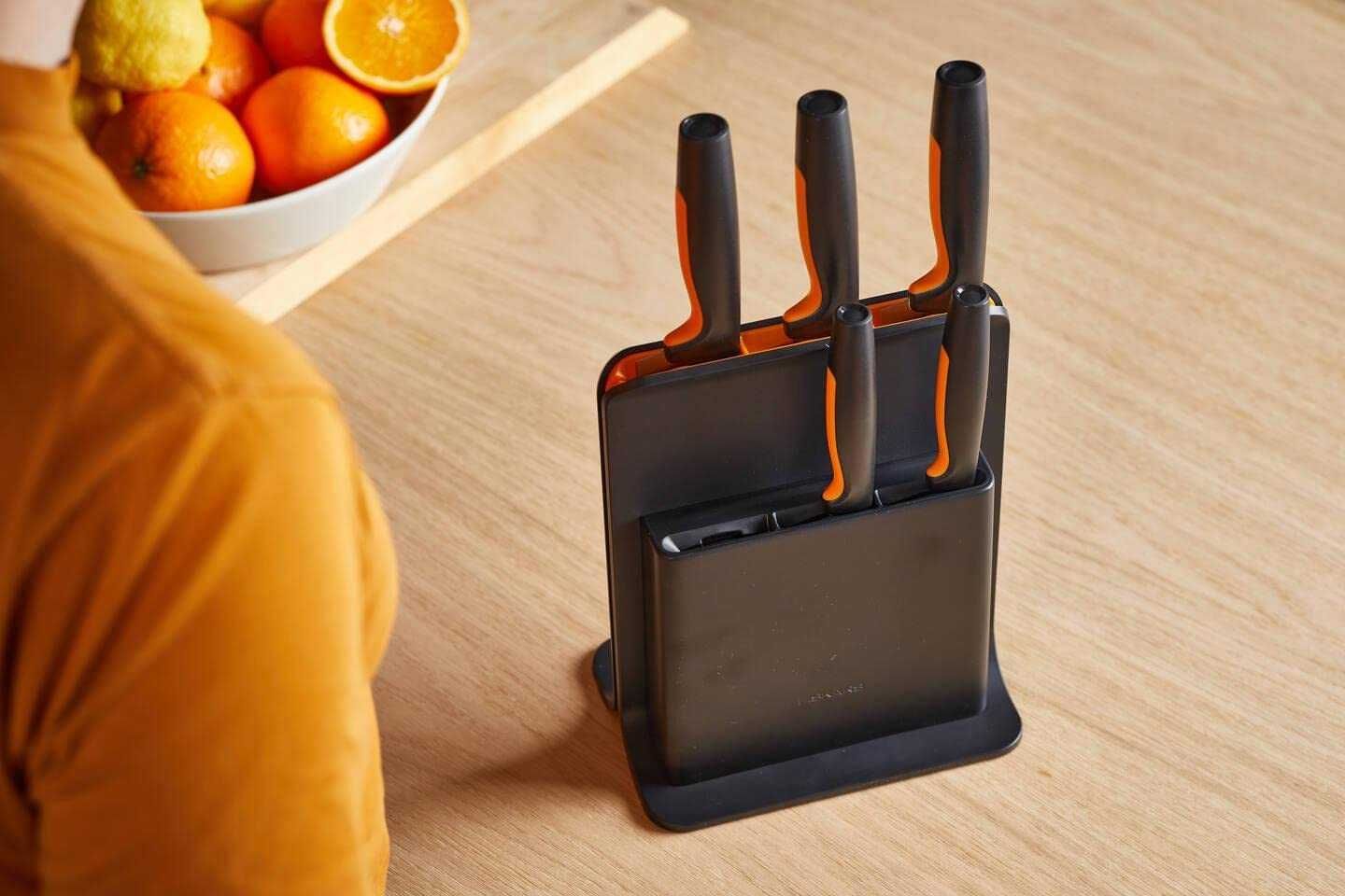 Komplet noży w bloku Fiskars Functional Form 5 szt