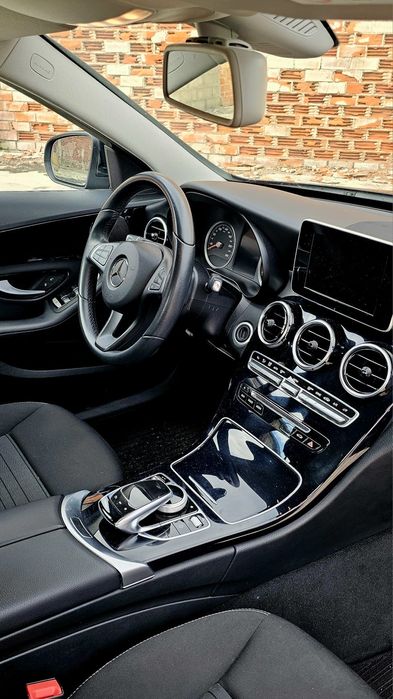 Mercedes Benz C200d