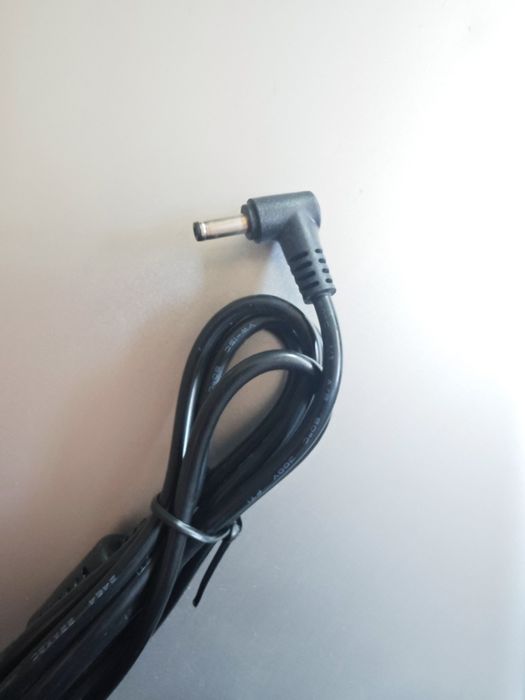 Carregador de Portátil 19v 2.37a