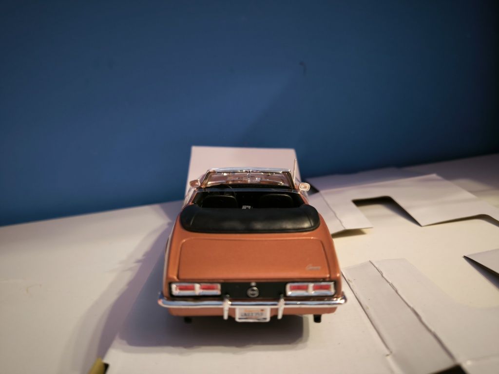 Chevrolet Camaro SS 396 Convertible 1968 - Model 1:24