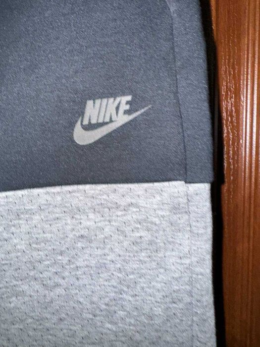 Нова спідниця для повсякденної носки фірми Nike