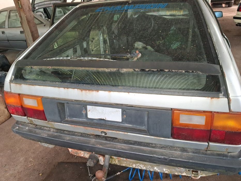 Klapa szyba tył Audi 100 c3 Avant części