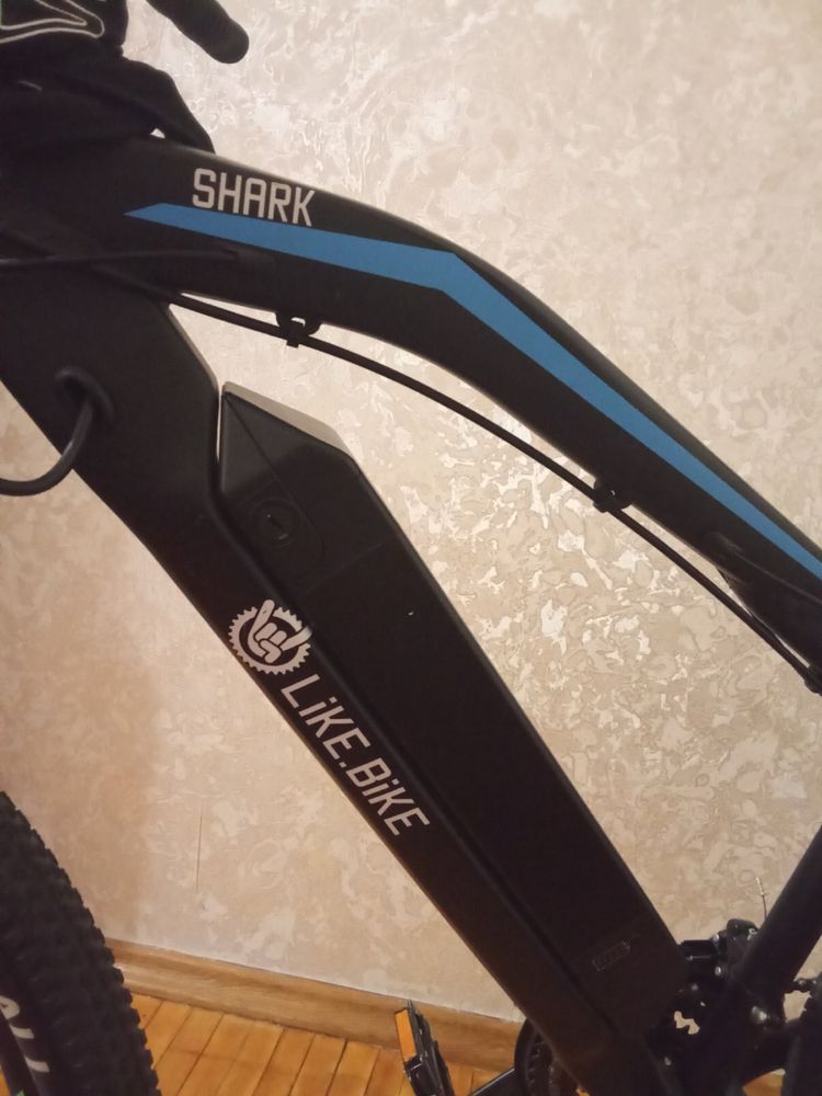 Like.Bike Shark (Matte black/Blue) Электровелосипед