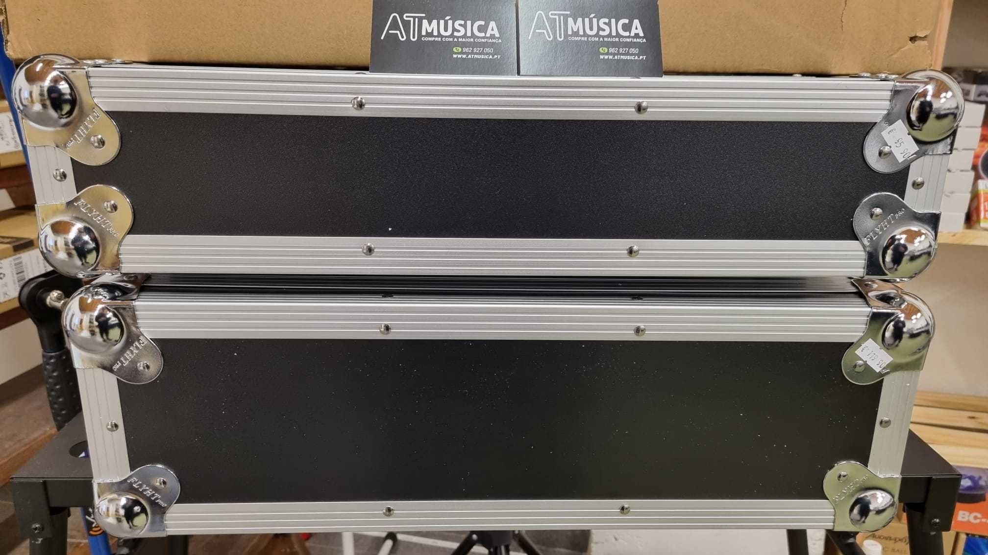 Várias Cases e Rack para dj novas