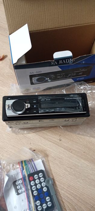 Продам автомагнитолу