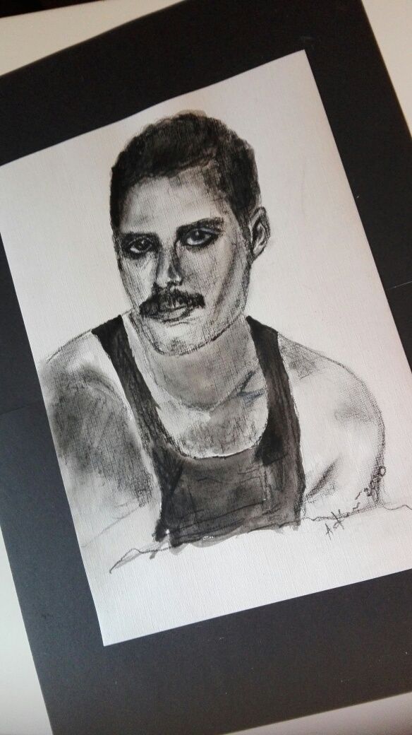 Freddie Mercury Queen. Rysunek akwarela-węgiel-praca autorska-rama w c