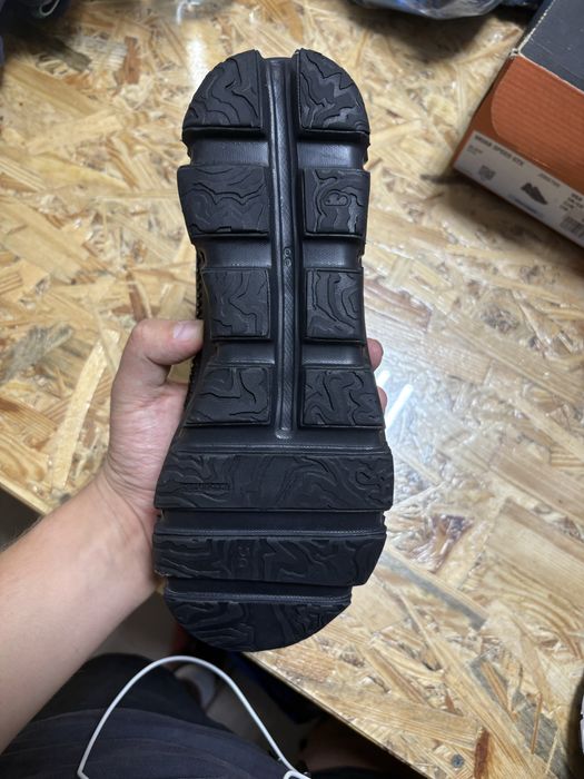 Жіноча трекінгові кросівки/для міста ON Running CloudAway розмір 40.5