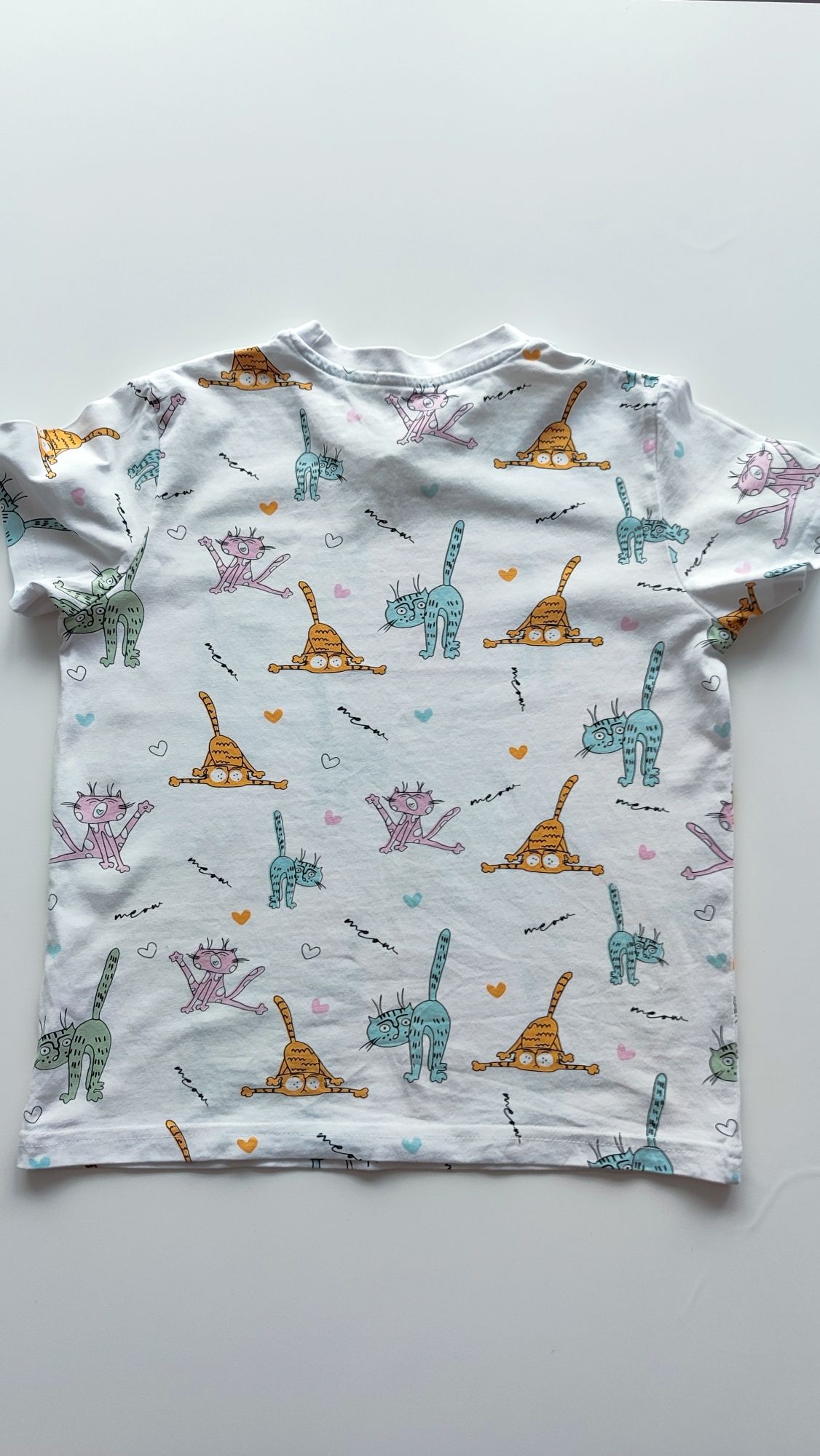 Biała koszulka koty 134 Szachownica, t-shirt, bluzka z kotami
