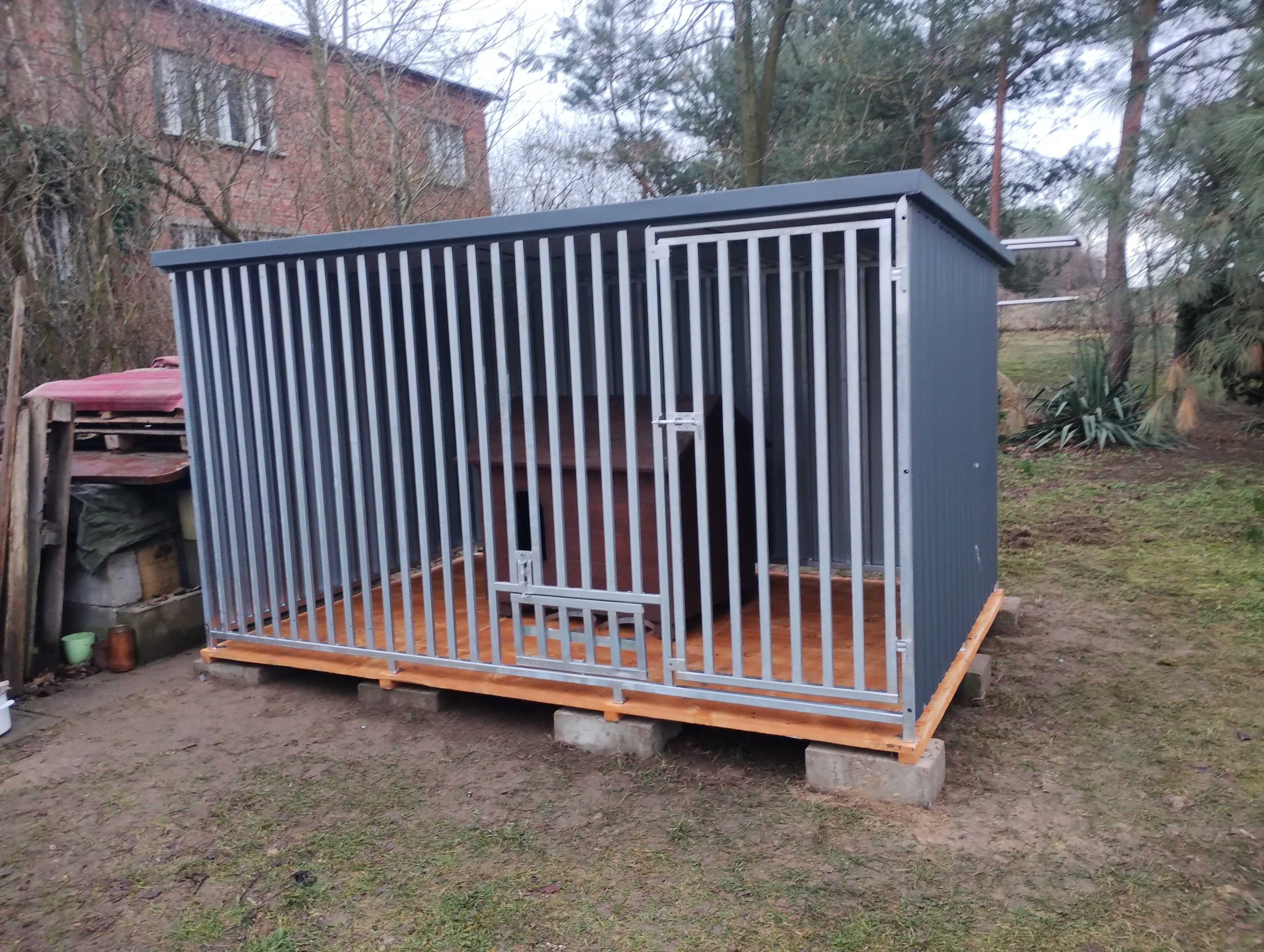 Kojec dla psa 3x3m z podłogą.  Ocynkowany profil zamknięty. Producent