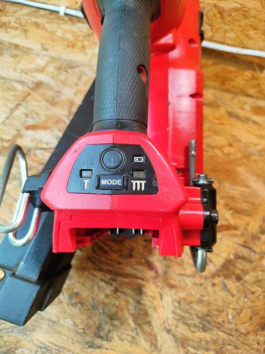 Gwoździarka Milwaukee M18 FFN 90mm 30-34 stopni gwoździarka sztyfciark