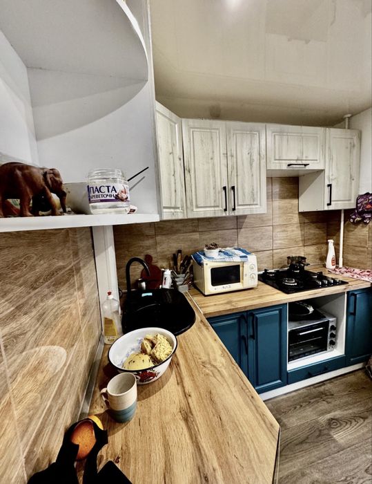 Продается 2 ком кв в Хортицком р-не по ул Светлая