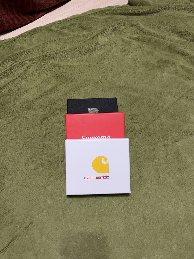 Кошелек Carhartt, Supreme…