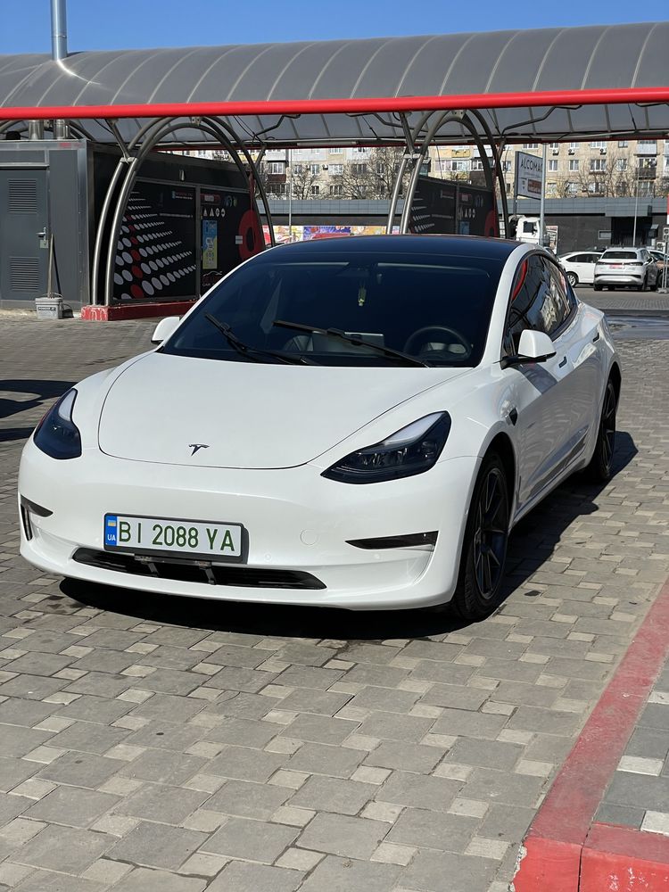 Tesla Model 3 Long Range (Dual Motor) 2021 рік