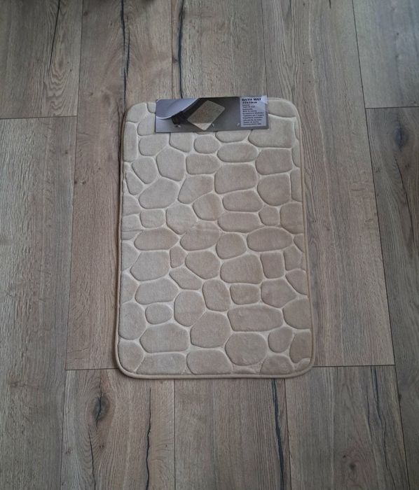 Dywanik łazienkowy 45x70cm - nowy