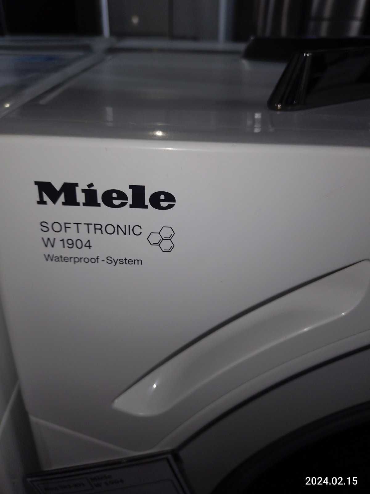Стиральная машинка Miele W 1904WPS Waterpool System белая