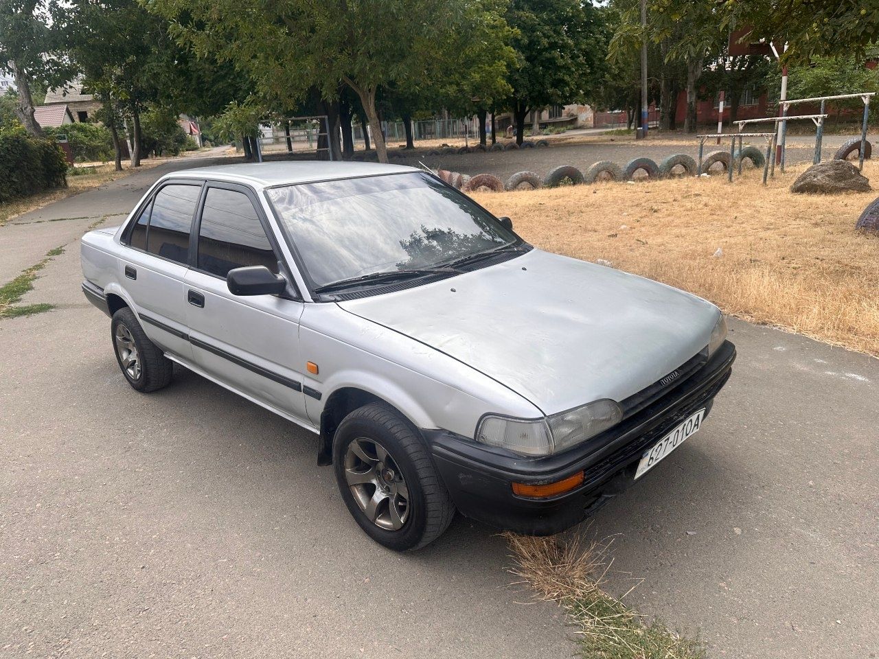 Toyota Corolla 7 лiтрiв по мiсту гарний стан