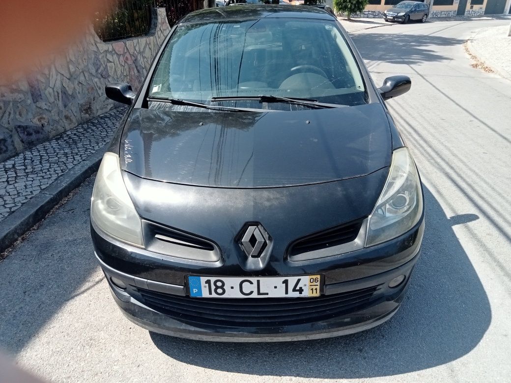 renault  clio 3  1.5 dci