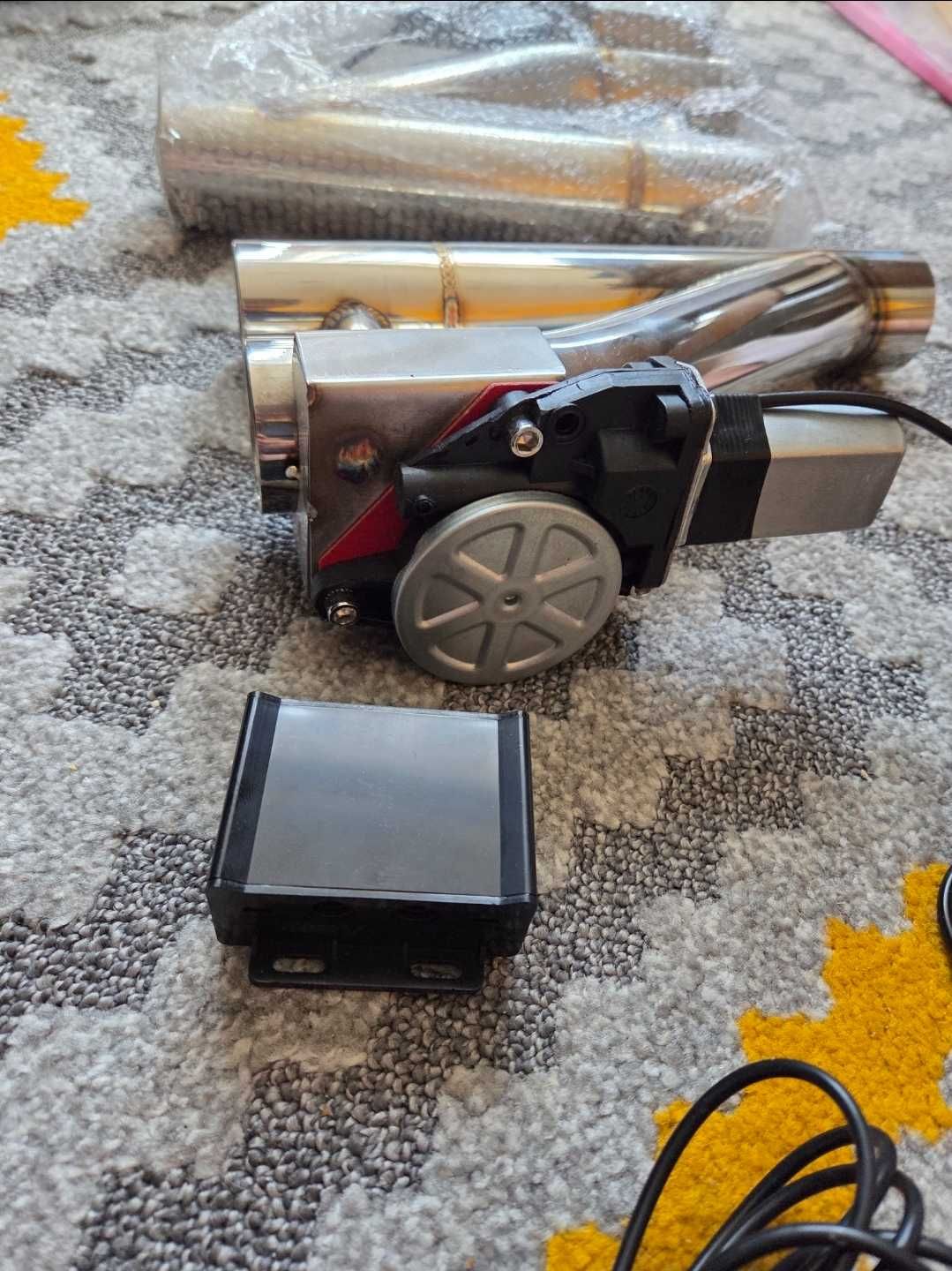 Przepustnice wydechu 2'' cale elektryczne podwójne NOWE na pilota