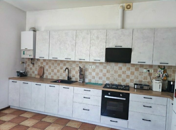 Продам 2х этажный дом Коммунарский район