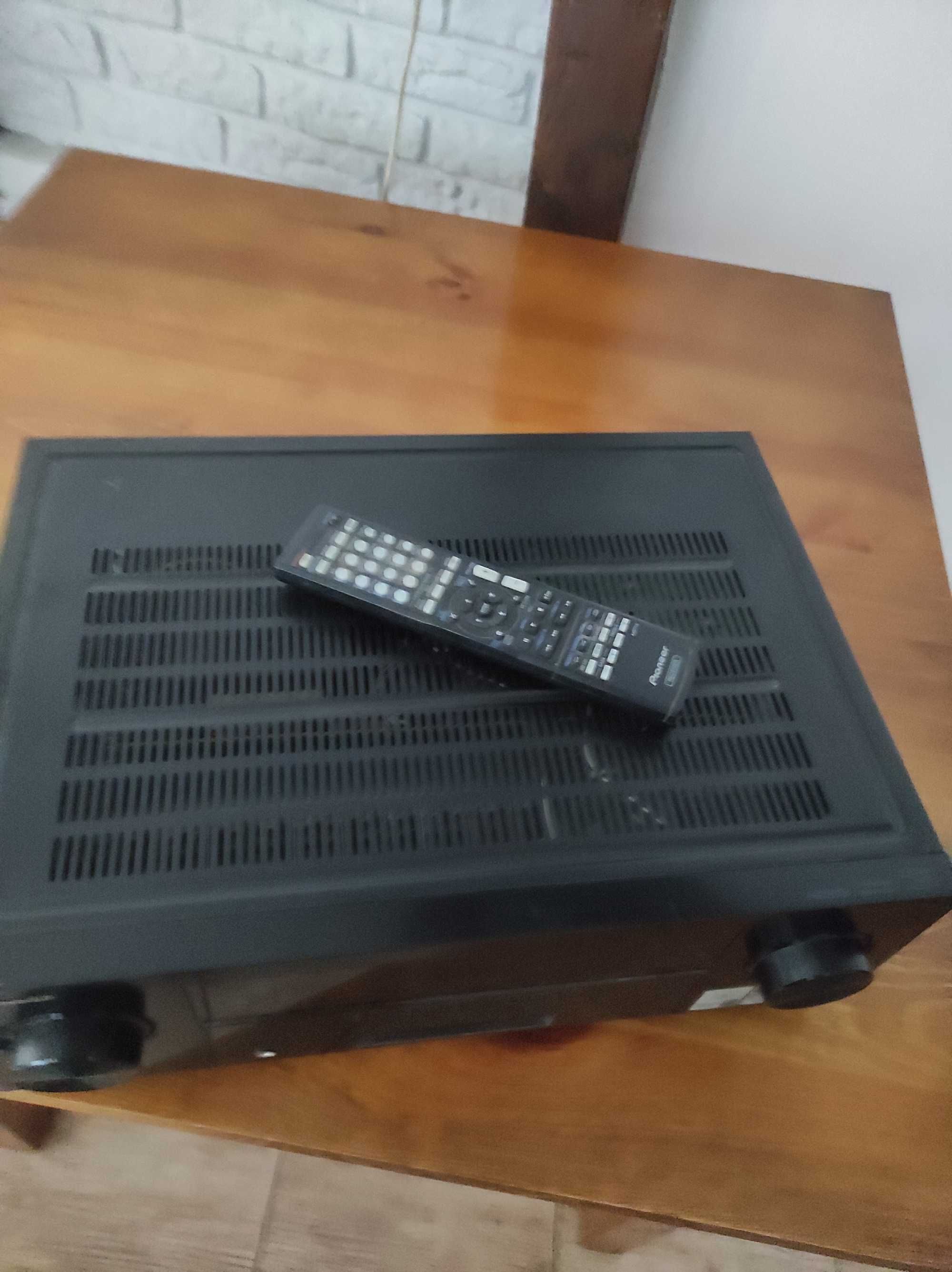 Amplituner Pioneer VSX -527- K+ gratisy