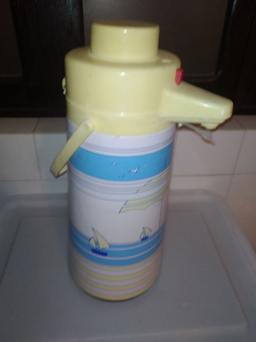 Dispensador de Água ou Café Térmico Portátil Grande