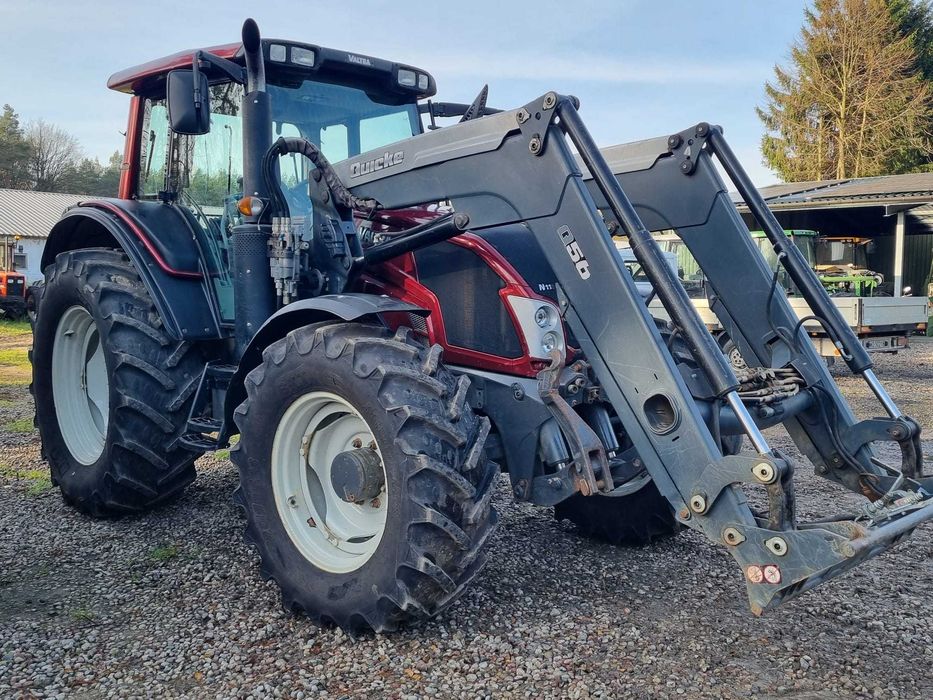 Valtra N113 HiTech Tur Tuz N164 T154e N141 Perfekcyjny stan MF 5460