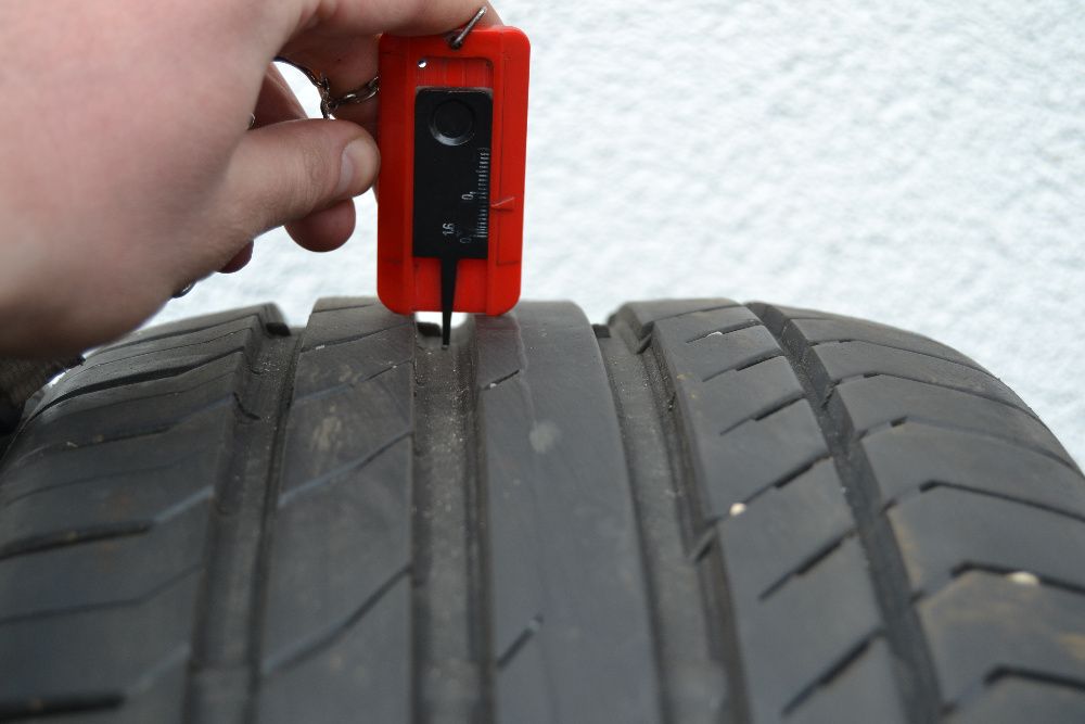 4x LATO 235/50r18 Continental Sport 5 2016r 235/50-18