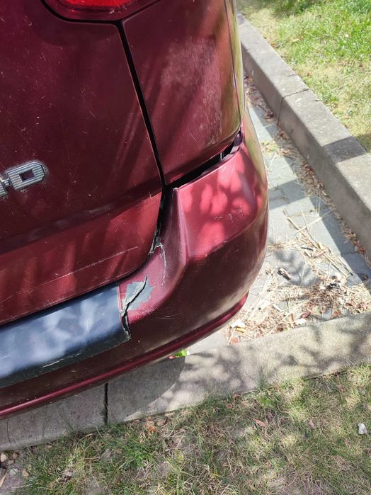 Sprzedaję tanio samochód Mitsubishi.