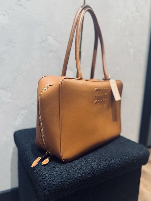 Miu miu camel shopper it bag Beau Bag viral insta pinterest hit