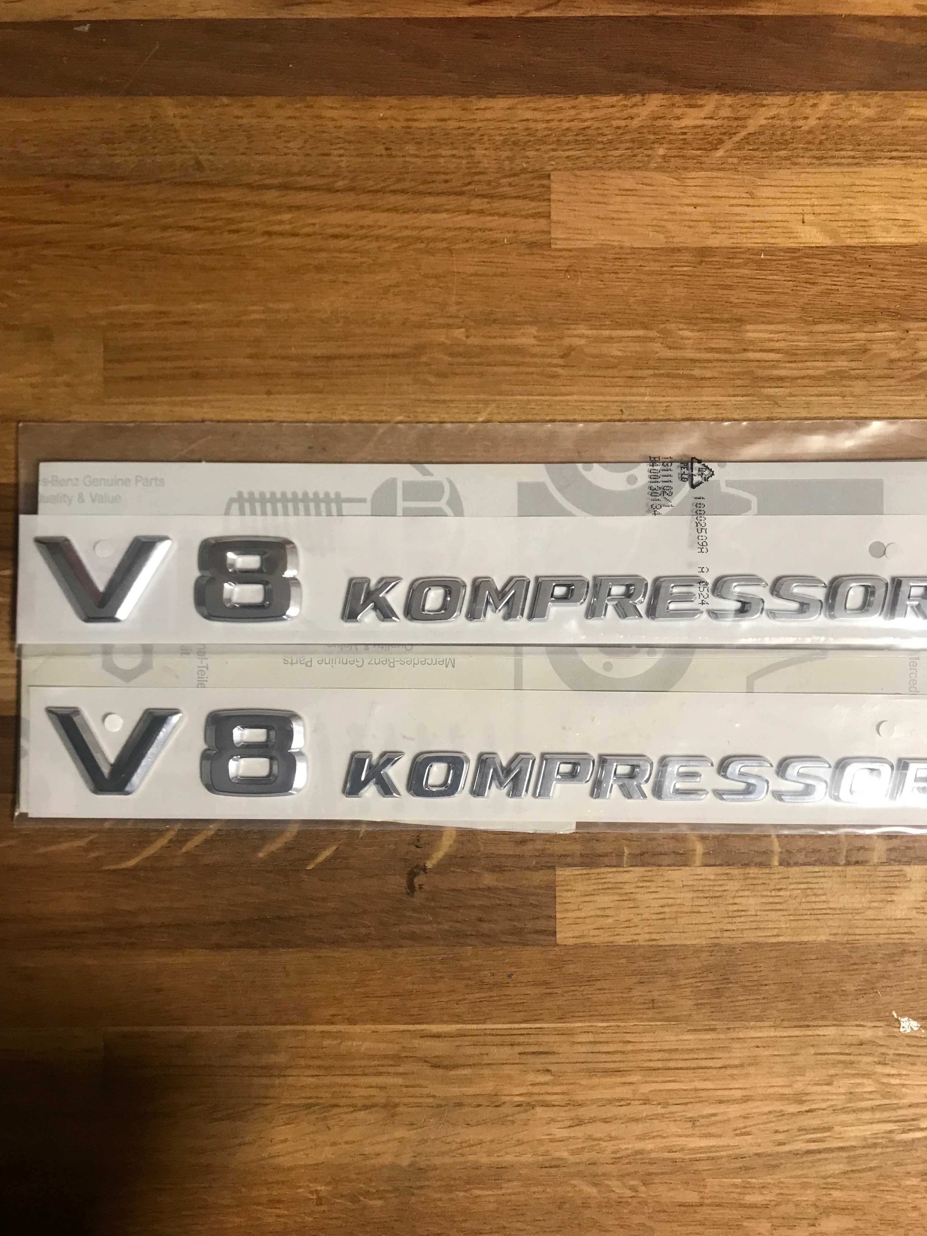 Original Mercedes-Benz V8 Compressor Emblemas