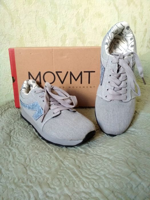 Кроссовки женские movmt