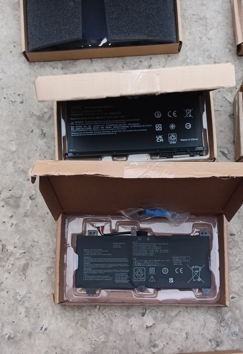 Батареи для ноутбуков разных моделей.