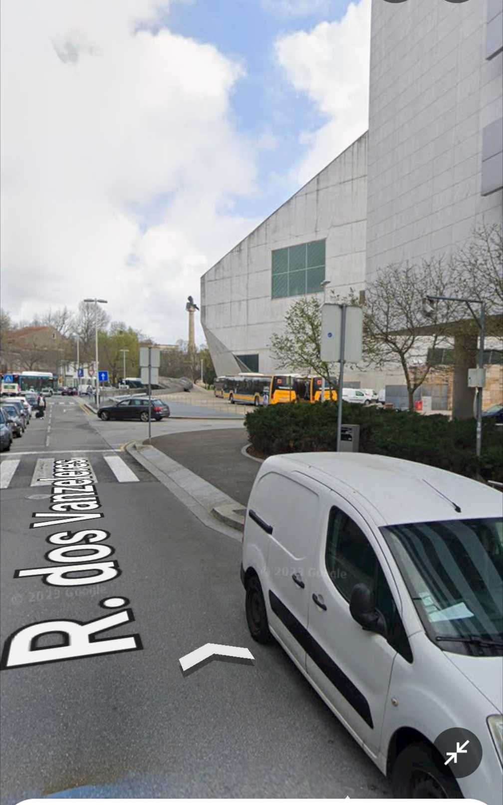 T2 + 1 com lugar de garagem junto à Casa da Música