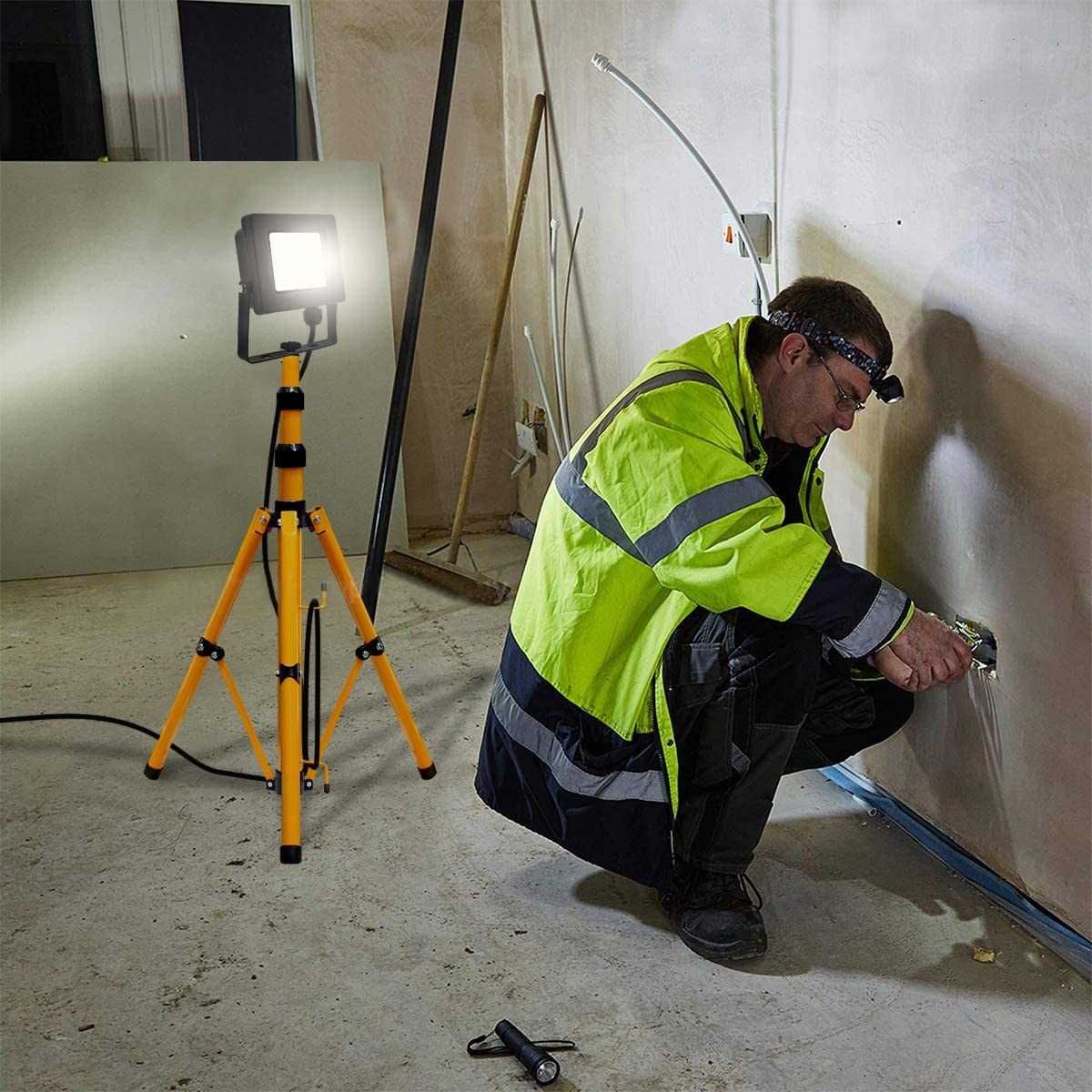 Statyw do lampy halogenowej 1,52m Verke Premium - stabilny
