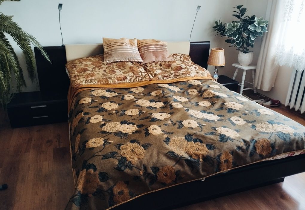 Zestaw mebli sypialnianych