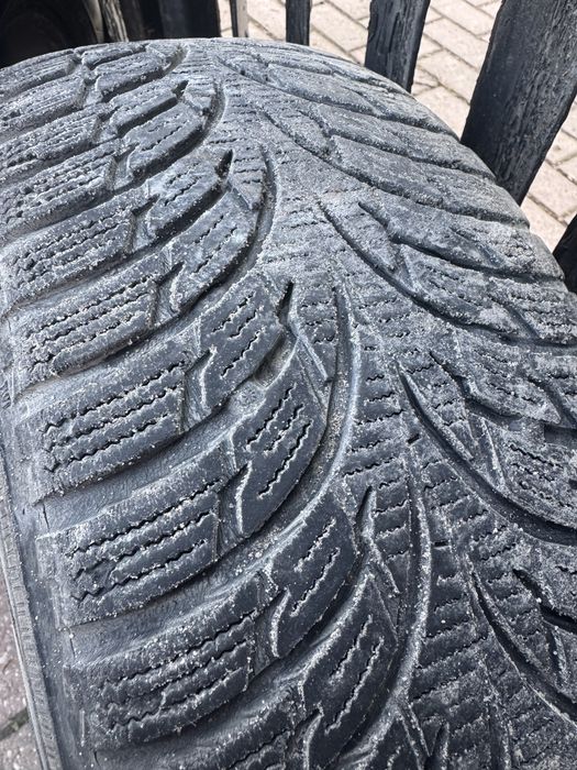 175/65/14 82T Opony zima R14 (4 sztuki)