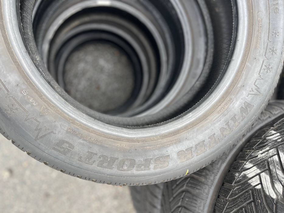 Шини 205/55 r16 Dunlop стан нових