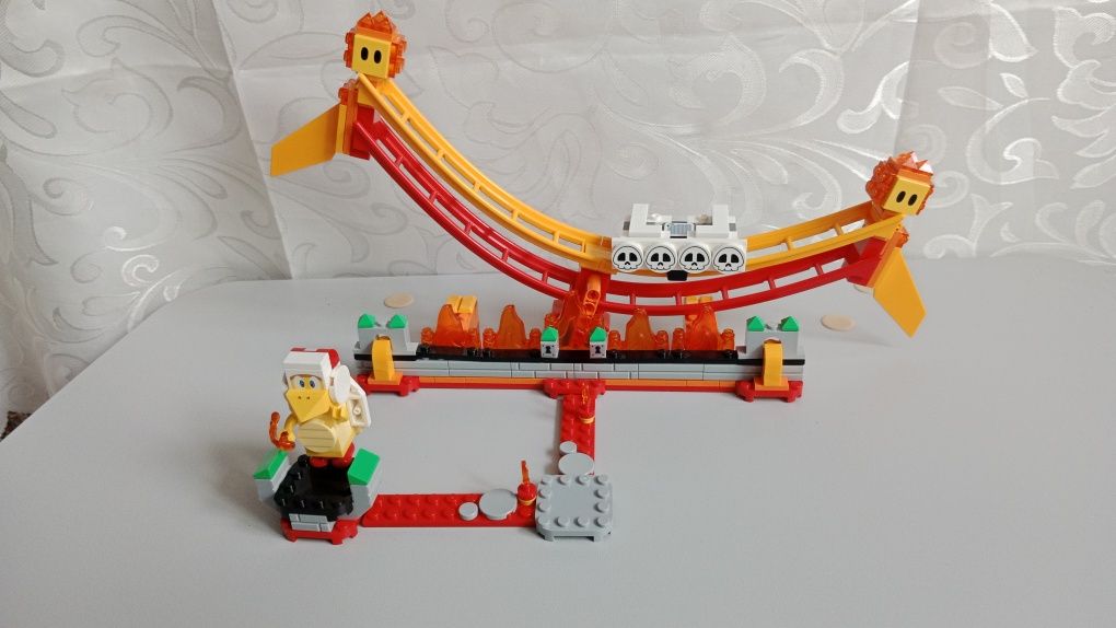 LEGO Mario 71416 - zjeżdżalnia na ławie