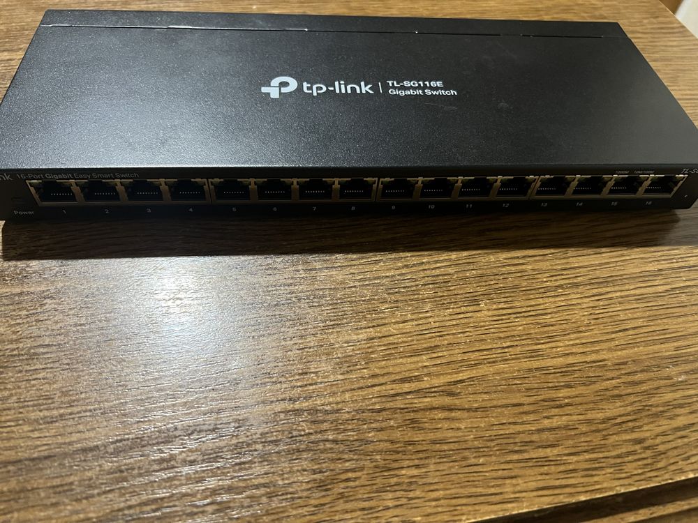 Комутатор TP-LINK TL-SG116E