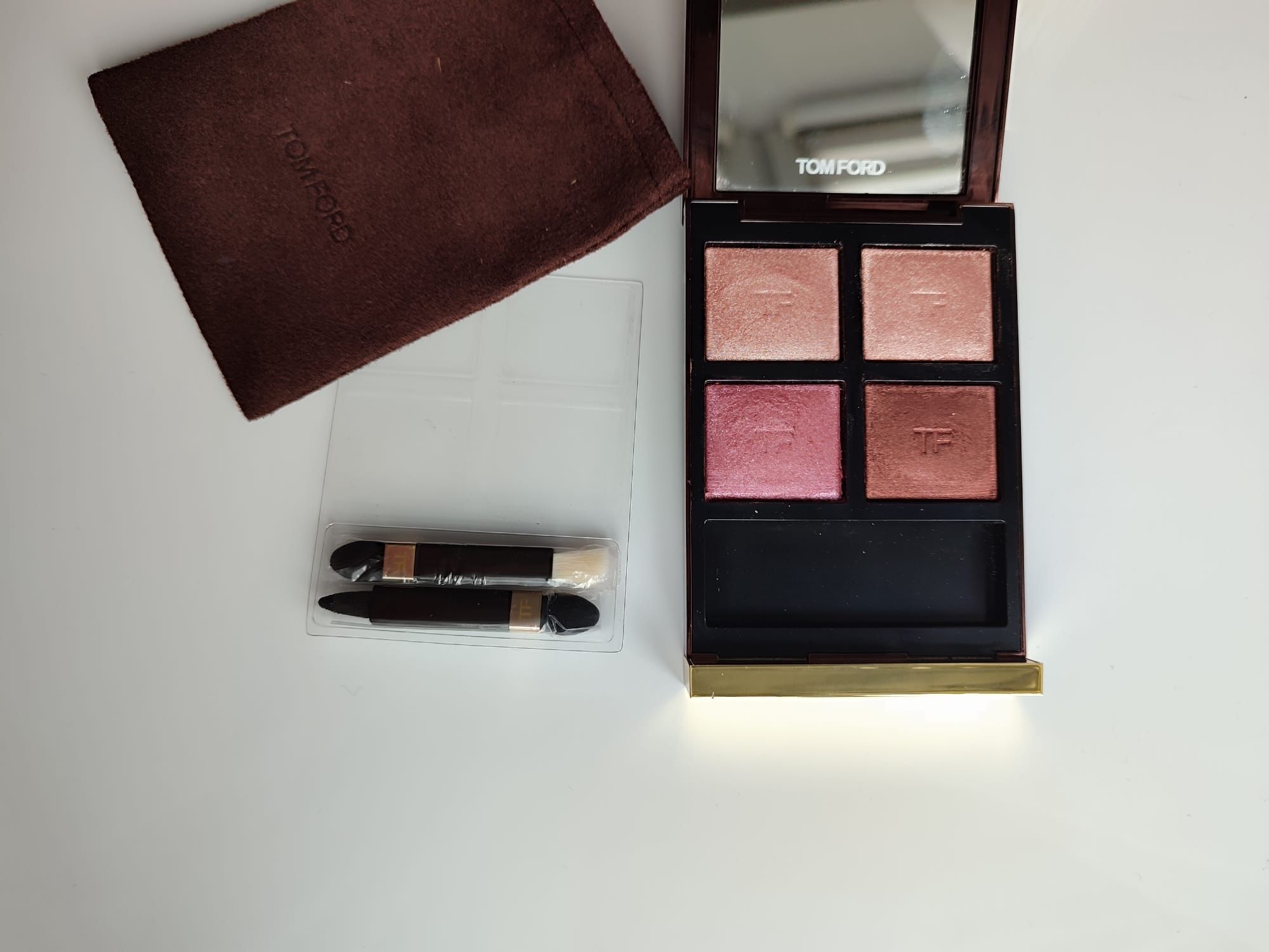 Tom Ford Eye Color Quad paletka 42 Hazy Sensuality wet dry cienie