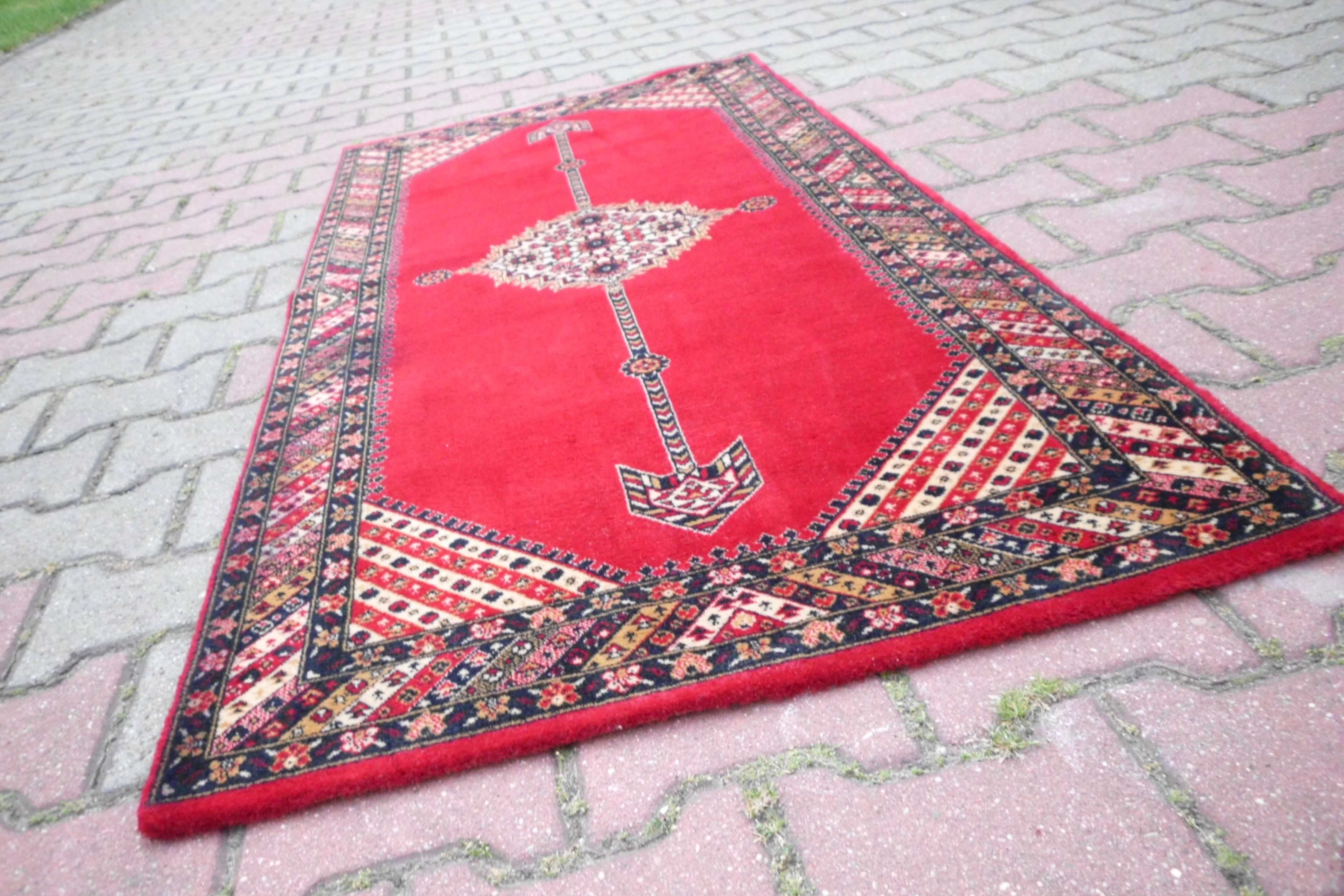 Sprzedam dywan Perski ręcznie tkany 170/80