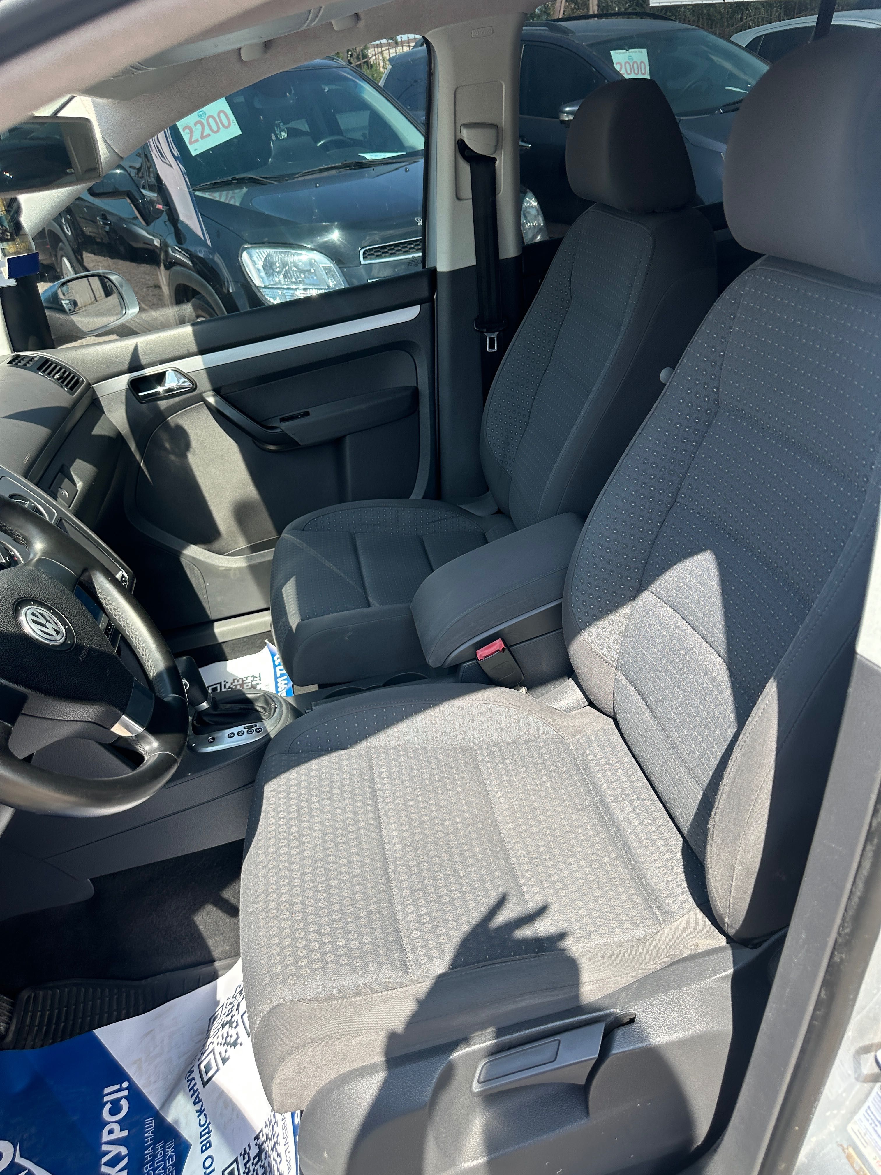 Продам Volkswagen Touran 2006 рік можлива розстрочка, кредит, обмін!