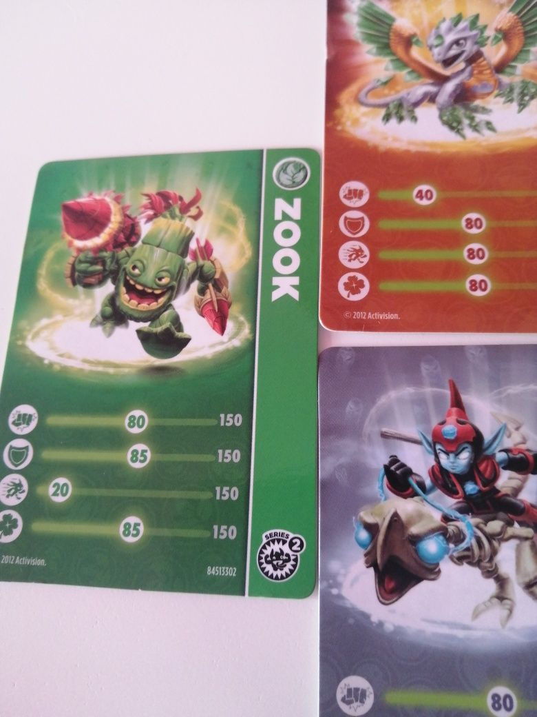 Vendo 5 cartas skylanders giants (portes incluídos)