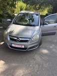 Продаєтся гарний Автомобіль Opel Zefira 1,9 cdi