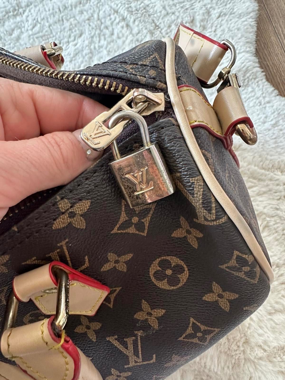 Torebka mala  podróżna kuferek  louis vuitton