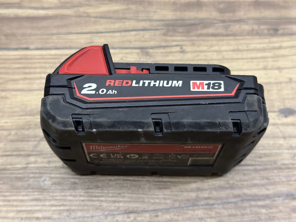 Akumulator, bateria Milwaukee M18 B2 2AH 18V - 2021r.