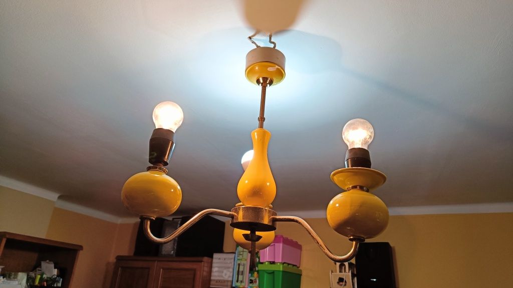 Lampa sufitowa PRL, żyrandol 3-ramienny PRL, stara lampa, vintage